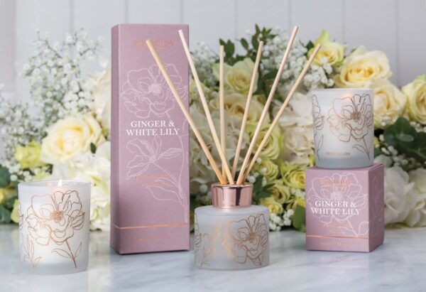 Day Flower - Ginger & White Lily - Scented Candle