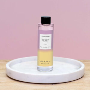 70993_Sunlit_Yuzu_Diffuser_Refill_Lifestyle__30555-1.jpg Sol - Sunlit Yuzu - Scented Reed Diffuser Refill 210ml