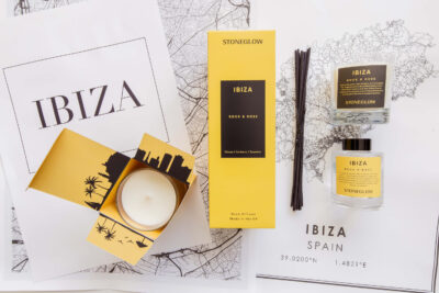 Explorer - Ibiza - Rock & Rose - 220gm Soy Wax Scented Candle (90 x 80mm)