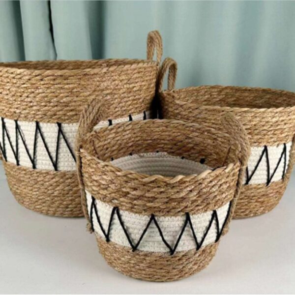 Laundry-Basket-14_38dd5f7e-8fc5-4baa-b457-072e7e82eccb-1.jpg Bora Bora- Natural and White Stripe Rattan Basket