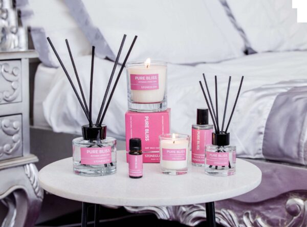 Pure-Bliss-Wellbeing-Lifestyle-108-scaled_e0dbd977-1de6-404f-8a64-f08c6cfacd49-1.jpg Wellbeing - Pure Bliss - Scented Candle - Boxed Tumbler