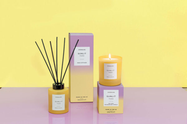 Sunlit-Yuzu-Sol-Collection-Lifestyle-2__97885-1.jpg Sol - Sunlit Yuzu - Scented Reed Diffuser 130ml - Yellow Glass